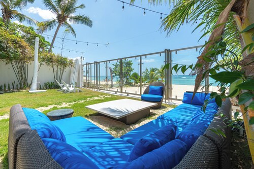 Spacious 5-bedroom villa in delightful Playa Juan Dolio with AC, WiFi