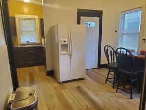Private kitchen - home away from home (Rochester)