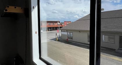 Ho Hum Motel