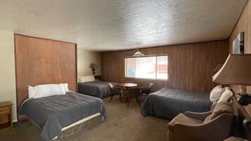 Basic Triple Room | Free WiFi