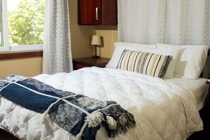 2 bedrooms, iron/ironing board, WiFi, bed sheets
