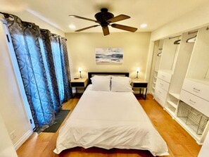 3 Schlafzimmer, Schreibtisch, Bügeleisen/Bügelbrett, kostenloses WLAN