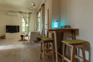 Nôi/giường cho trẻ sơ sinh 