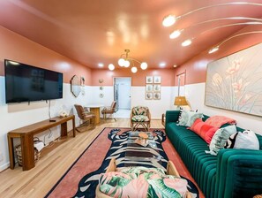 Smart TV - The Flamingo Suite | 1 King | Newly Renovated! (Columbia)