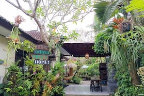 Unclassified image, 4 of 44, button - Coliving Bali Sweet Home Tabanan,Daily & Monthly Stay,Kost Bulanan (Bali)
