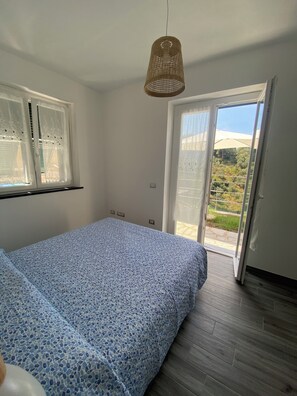 2 dormitorios, tabla de planchar con plancha, wifi y ropa de cama