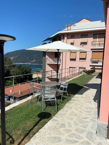 The Vineyard, apartments with courtyard and free parking