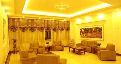 Ewenki Qixin Dun Hotel