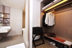 Cribs/infant beds - Academy Hotel (Tainan)