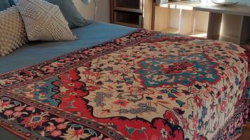 3 bedrooms, WiFi, bed sheets