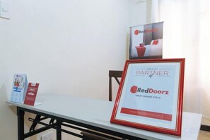 Unclassified image, 5 of 15, button - RedDoorz @ Classique Pan Oriental Hotel and Resort Batangas (Batangas Province)