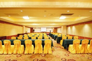 Unclassified image, 2 of 122, button - Halcyon Hotel & Resort (Yingtan)