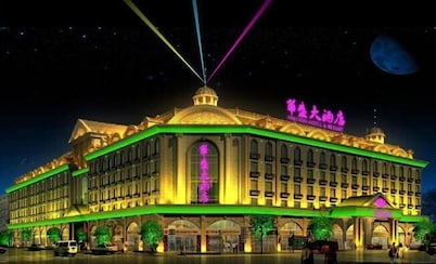 Halcyon Hotel & Resort