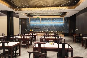 Unclassified image, 4 of 31, button - Gangxing Hotel (Zhuji)