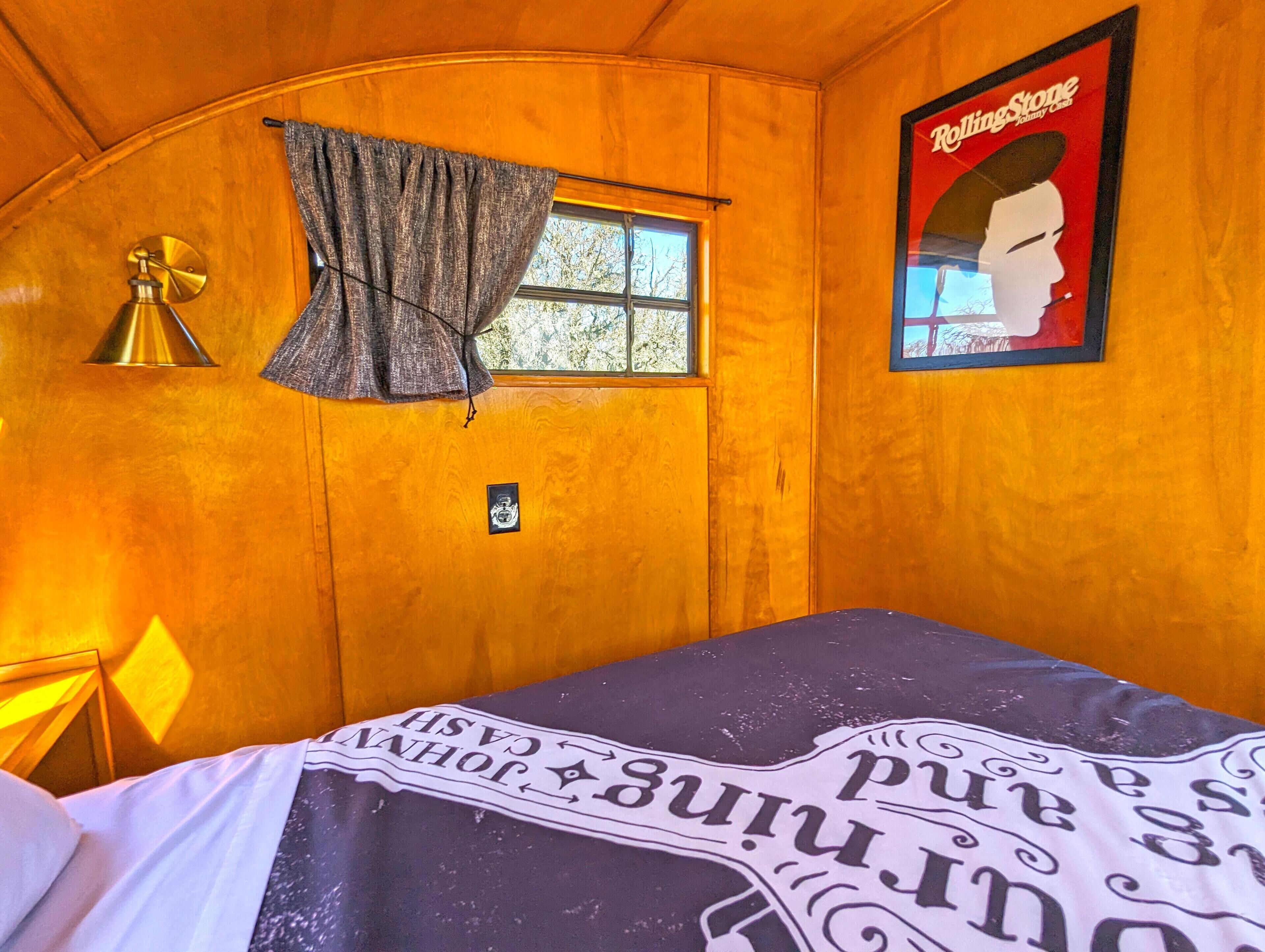 1 dormitorio, tabla de planchar con plancha, Internet y ropa de cama