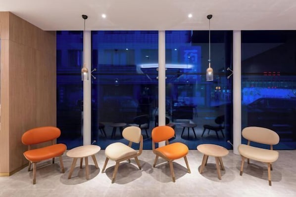 Interior - HanTing Hotel (Wafangdian Railway Station) (Wafangdian)