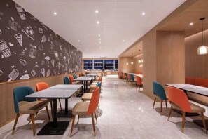 Restaurant - HanTing Hotel (Wafangdian Railway Station) (Wafangdian)