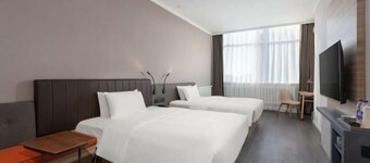 HanTing Hotel (Wafangdian Railway Station)