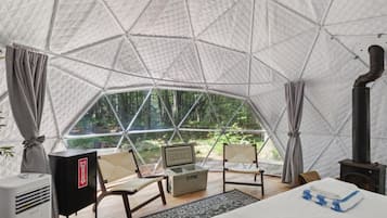 Premium Tent, 1 King Bed, Hot Tub | 1 bedroom