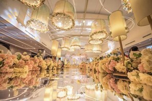 Indoor wedding - CHOUERY International Hotel (Wenzhou)