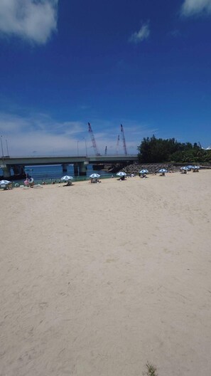 Children's play area - outdoor - Guest house Blue Ocean Naha - Hostel  (Naha)