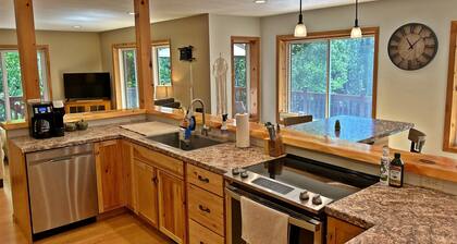 Nokomis Chain Home w/wd, firepit, dock, on trails