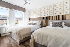 2 Schlafzimmer, Schreibtisch, Bügeleisen/Bügelbrett, kostenloses WLAN