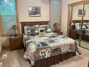 2 bedrooms, iron/ironing board, travel cot, WiFi