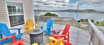 Artisan Inn's Harbour House Vacation Home in Historic Trinity