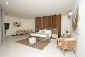 Presidentiële suite, uitzicht op zee | 1 slaapkamer, een minibar, verduisterende gordijnen, gratis wifi