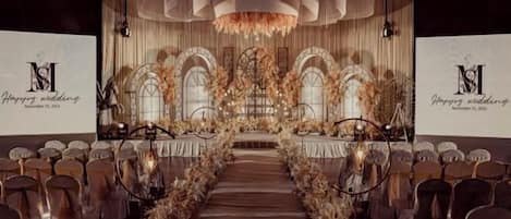 Banquet hall