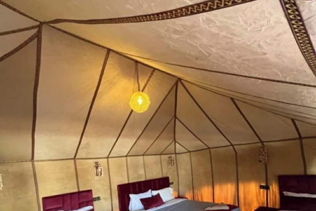Deluxe Tent | Free WiFi