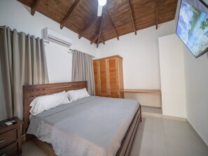 Villa, 5 Bedrooms, Private Pool, Garden View - Villa Selena - 5br Villa In Sosua Center! (Sosúa)