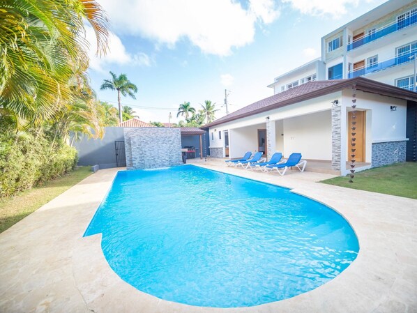 Villa, 5 Bedrooms, Private Pool, Garden View | Pool | Outdoor pool - Villa Selena - 5br Villa In Sosua Center! (Sosúa)