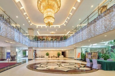 Wuyue Hotel