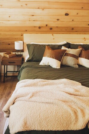 3 chambres, accès au Wi-Fi (inclus), literie fournie