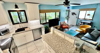 Charming 1-bedroom ground floor Ohana apartment in lovely Pāhoa with WiFi