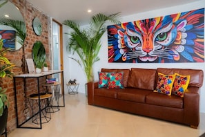 تلفزيون، مكتب