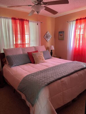 4 soverom, strykejern/-brett, wi-fi og sengetøy