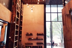 Interior - Pingtang Yazhou Tao Art Hotel (Pingtang)