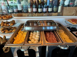 Desayuno a la carta gratuito y diario