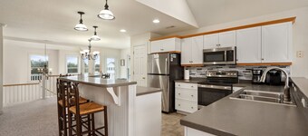 Peace of Paradise: Private Pool, Hot Tub and Great Currituck Club amenities!