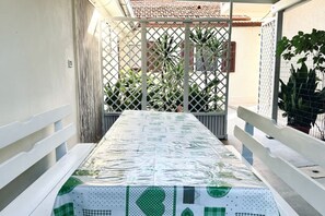 Outdoor dining - RM10 - Senigallia, two-room apartment facing the sea (Senigallia)
