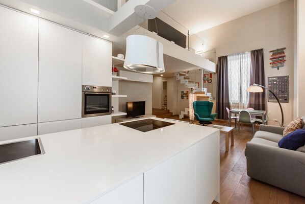 Interior - Irene Loft in Florence by Mmega (Firenze)