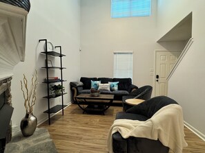 Smart TV, fireplace - Bright Spacious Renovated Home. Master on Main Floor.  (Winder)