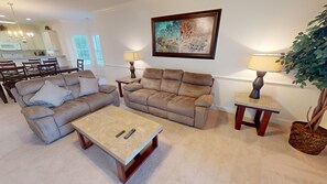 TV - Spring Lakefront Rentals at Magnolia Pointe | Magnolia Pointe Luster Leaf 4869-301 (Myrtle Beach)
