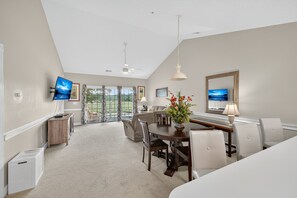 Interior - Golf View Escape | Cozy Beach Getaway | Myrtle Beach |  Magnolia North 4879-304 (Myrtle Beach)