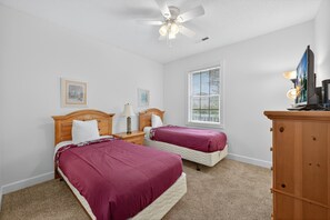 2 chambres, fer et planche à repasser, Wi-Fi gratuit, draps fournis