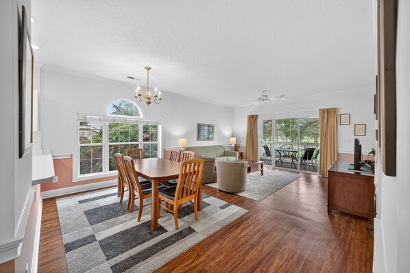 Interior - Golf Views | winter Bliss | Lush Garden Escape | Magnolia Place 4827-201 (Myrtle Beach)