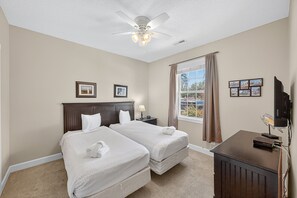 2 Schlafzimmer, Bügeleisen/Bügelbrett, kostenloses WLAN, Bettwäsche